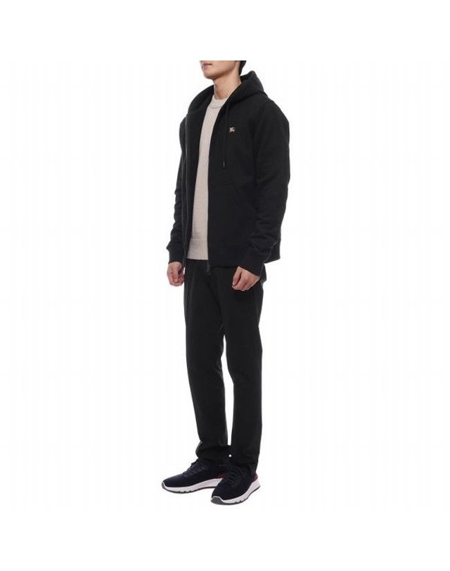 버버리 [갤러리아] 남성 EKD 자수 후드집업(8112808 BLACK 25F) 착용컷