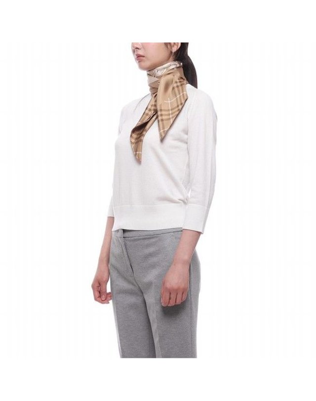 버버리 [갤러리아] [버버리] 26SS 여성 EKD 실크 스카프 (8125815 FINCH BEIGE 26S 착용컷