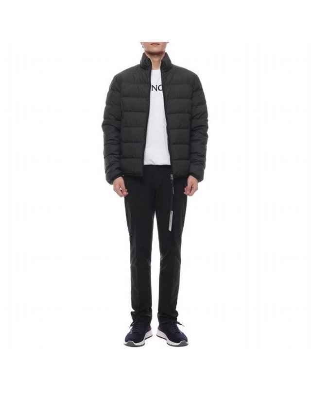 몽클레어 [갤러리아] 남성 BAUDINET 다운 패딩(BAUDINET 1A00138 54A81 999 25F) 착용컷