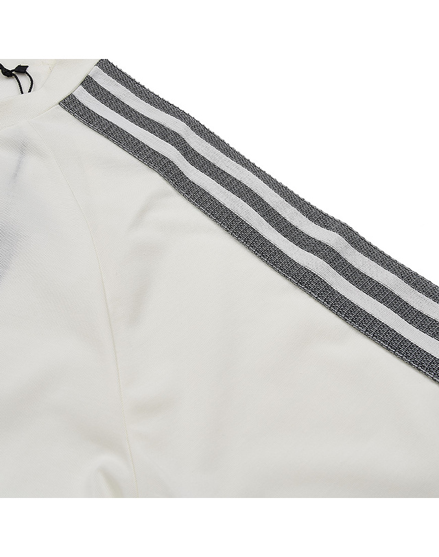 와이쓰리 [Y-3] 남성 스트라이프 저지 티셔츠 IV5625 OFF WHITE 착용컷