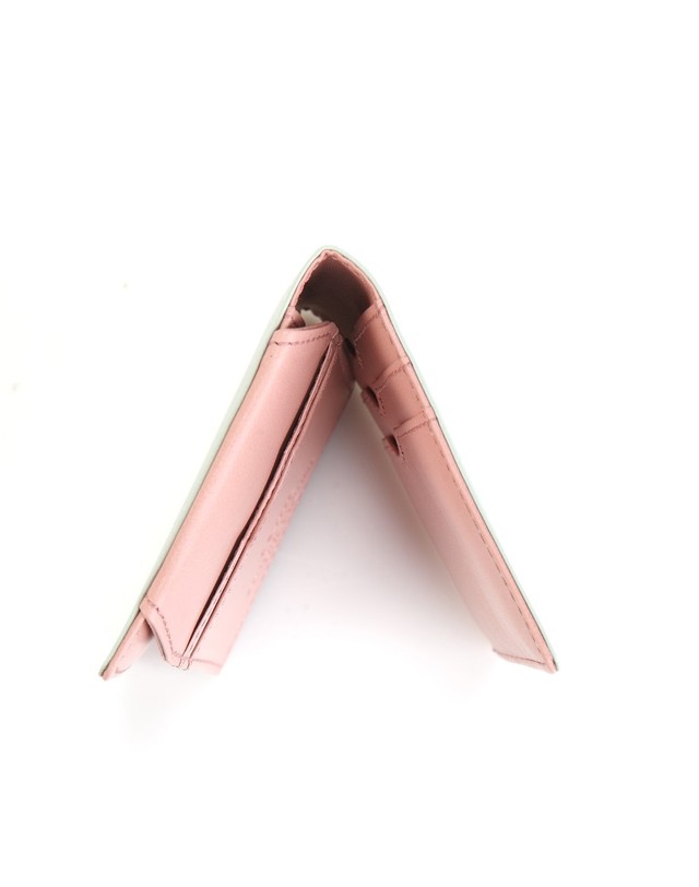 루미 루미 여성 카드지갑 Paula Simple Card Wallet MintBlush 밝은 연두 착용컷