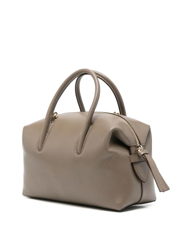 드멜리어 [해외직구] 드멜리어 The Small Stockholm leather top handle bag 12296539242760 TP725715912 착용컷
