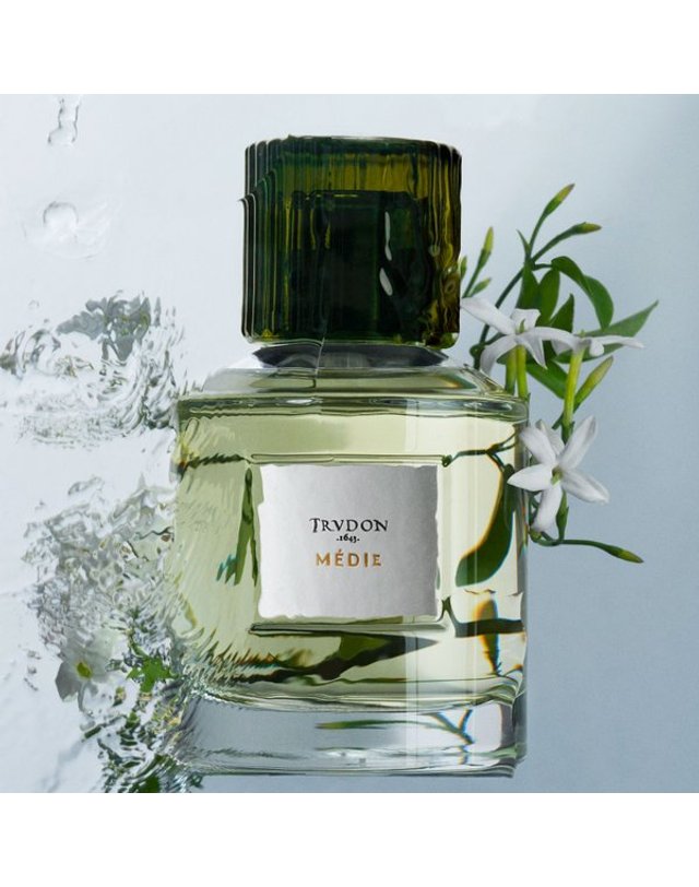 씨흐 트루동 [갤러리아] 트루동 메디 오 드 퍼퓸 100ml 착용컷