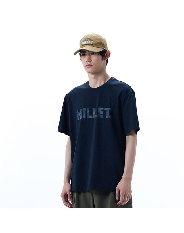 밀레 [갤러리아] DAY TRIPPER 빅로고 티셔츠_MLVUT495 착용컷