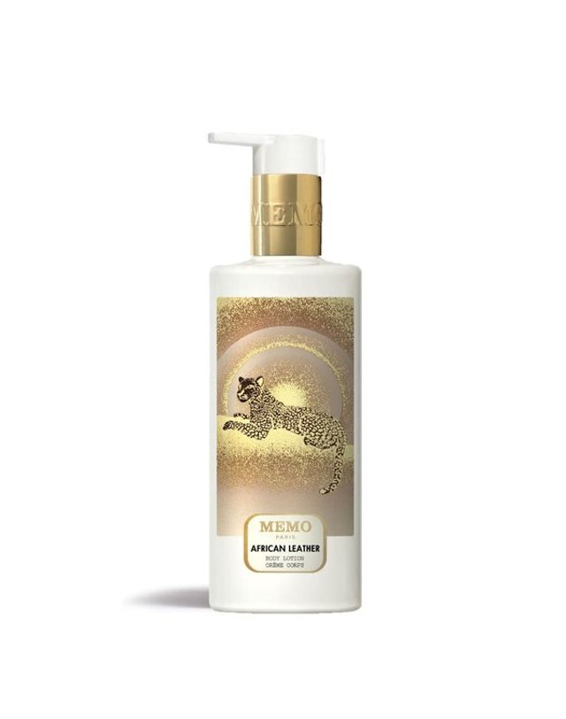 메모 [갤러리아] [메모] 바디 로션 300ml 3종 택 1 착용컷
