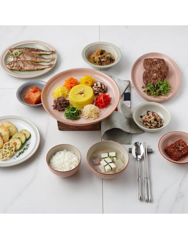 덴비 [갤러리아] 덴비 헤리티지 피아자 밥 공기 착용컷