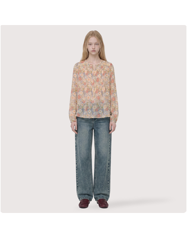 [갤러리아] [써스데이아일랜드]2026 F/W 플라워 패턴 쉬폰 블라우스(T266MBL135W)