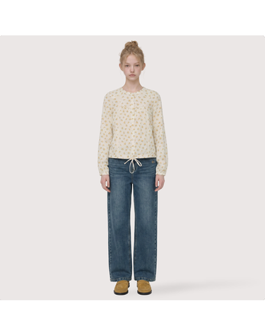 [갤러리아] [써스데이아일랜드]2026 F/W 미니 플라워 스트링 블라우스(T266MBL148W)
