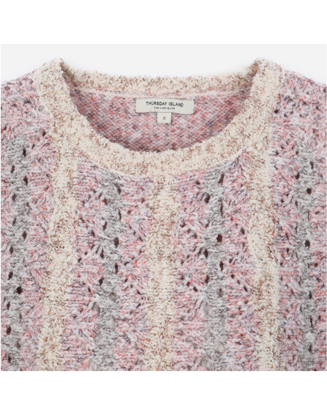 써스데이아일랜드 [갤러리아] [써스데이아일랜드]2026 S/S 라운드넥 크로셰 니트 베스트 (T262MVT131W) 착용컷