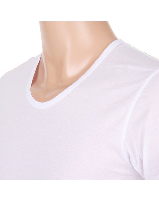 비비안 [갤러리아] 갤러리아 비비안 면60수 남성 데일리 반팔 런닝 RU1290T 착용컷