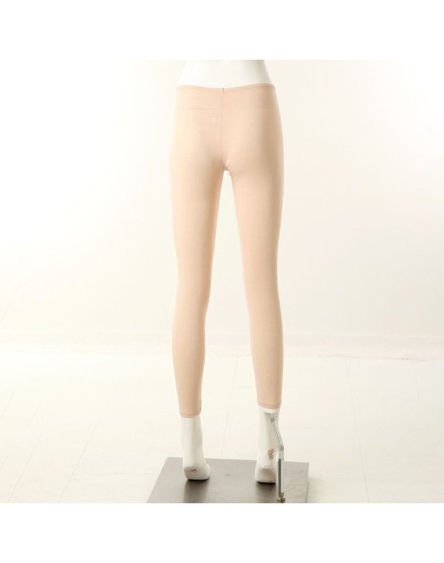 와코루 [갤러리아] 와코루]마이크로 모달 100수 9부내의(내복)세트[WLG4910C WLG4910L/SK] 착용컷