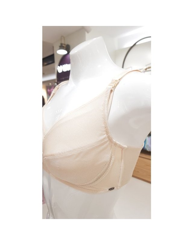 와코루 [갤러리아] 마더피아 노와이어 산전후겸용 브래지어 D컵 RBR6077D/SK 착용컷