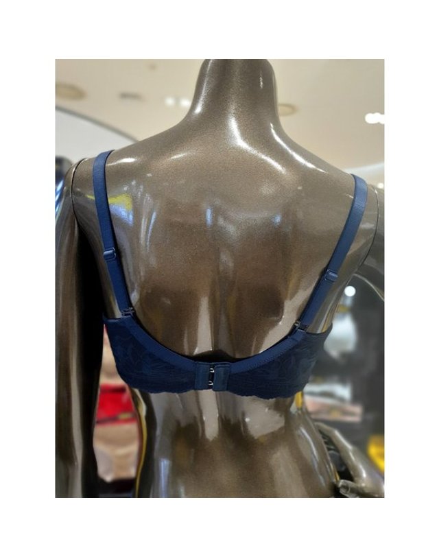 원더브라 [갤러리아] 네이비블루 솔리드 풀커버리지 볼륨브라(A~D컵) WBWBR2J40T 착용컷