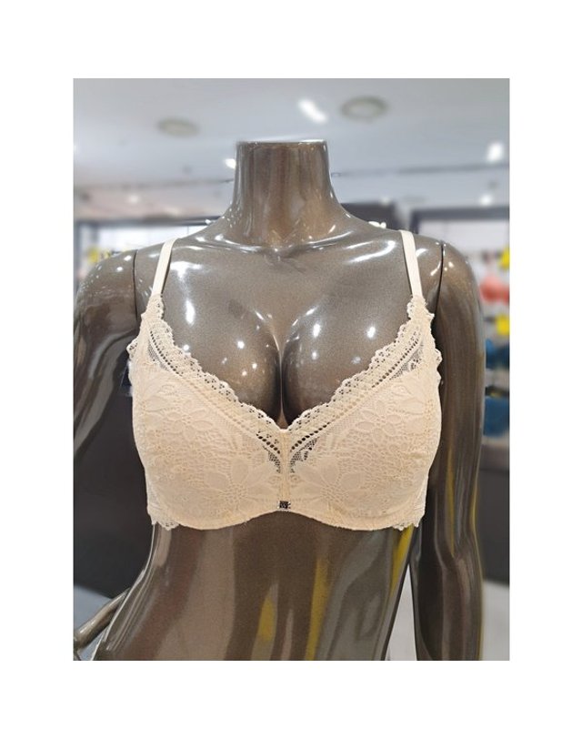 원더브라 [갤러리아] 딥그레이 퍼팩트 소프트 노와이어 브라(A~C컵) WBWBR3K04T 착용컷