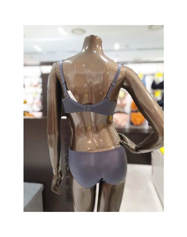 원더브라 [갤러리아] 네이비 매직 노와이어 볼륨브라팬티세트(70A,70B,A~D컵)3M42T 착용컷