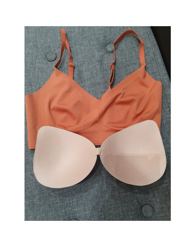 원더브라 [갤러리아] 오렌지 심리스 무봉제 퓨징 끈타입 브라탑[컬러집] CZWBR1P06T 착용컷