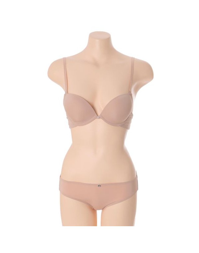 원더브라 [갤러리아] 베이지 기본 3/4컵 볼륨업 브라,햄팬티SET WBWBR0I01D,WBWPT0I01E 착용컷