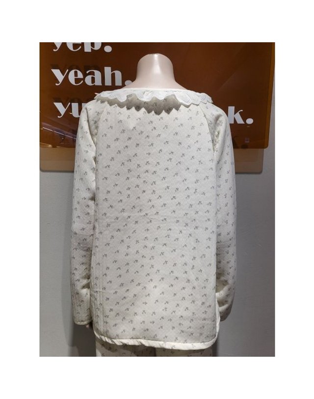 바인드 [갤러리아] [바인드]모스바니 홈)긴/긴_누빔크리미M_리 파자마세트(EEFW0-U6L103) 착용컷