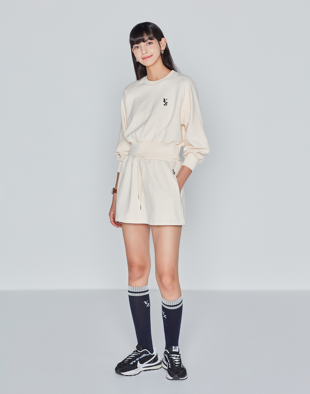 데이브앤데이즈 TWO LINE LONG SOCKS (NAVY) 네이비 착용컷