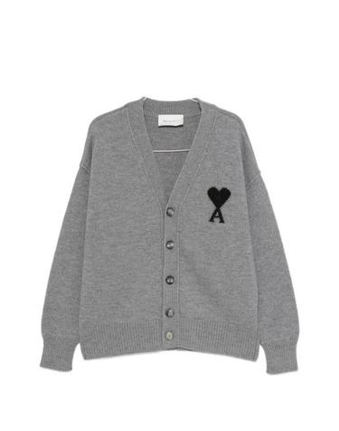 [명품] 26FW 아미 하트 로고 인타르시아 V넥 가디건 UKC367 018 A273 GRAY BLACK DOM