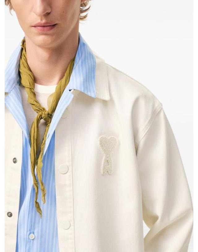 아미 [명품] 26SS 아미 톤온톤 로고 코튼 니트 오버셔츠 UJK897 DE0126 136 WHITE CREAM DOM 착용컷