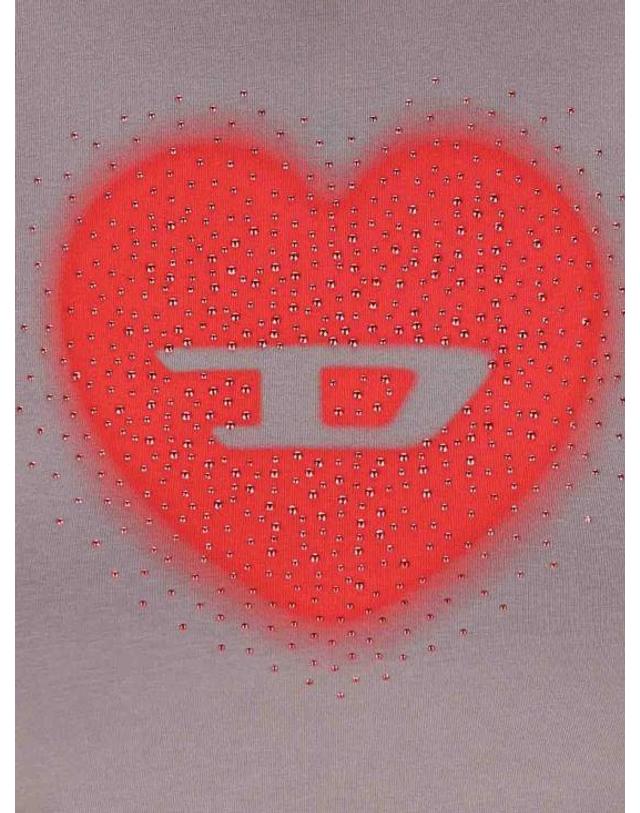 디젤 [명품] 26SS 디젤 Slim heart print 티셔츠 A20980 0QHHA 96I GRAY DOM 착용컷
