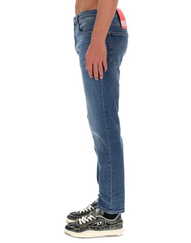디젤 [명품] 26SS 디젤 2003 D 디피니티브 진 A10229 0KIAL 01 DENIM DOM 착용컷