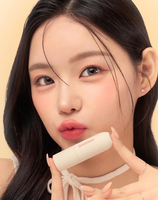 지베르니 플러피 쉬어 틴트 3.5g 착용컷