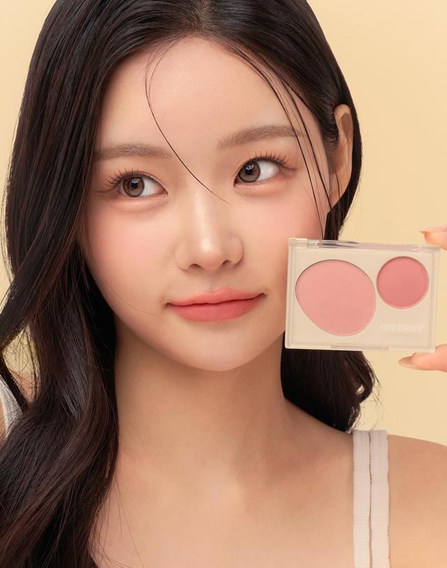 지베르니 플러피 듀얼 블러셔 7.4g 착용컷