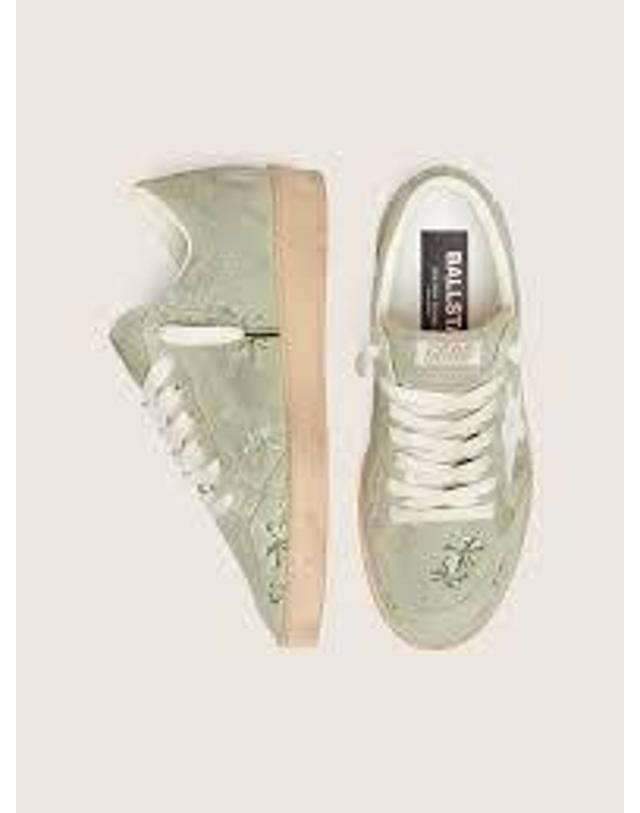 골든구스 [명품] 26FW 골든구스 스니커즈 GWF00117 F008718 36115 SAGE GOLD CREAM DOM 착용컷