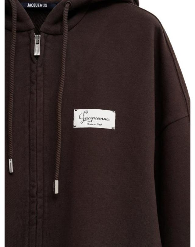 자크뮈스 [명품] 26FW 자크뮈스 후드 티셔츠 HOU00314AJ00325 881 DARK BROWN DOM 착용컷