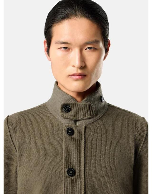 스톤아일랜드 [명품] 26FW 스톤 아일랜드 로고 패치 하이넥 버튼 울 스웨터 L2S15 5100040 S00A3 V005G MILITARY GREEN DOM 착용컷