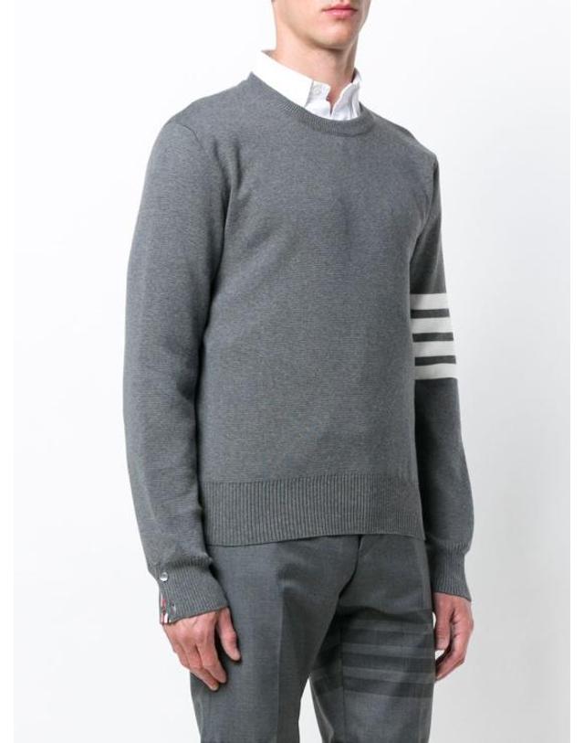 톰브라운 [명품] 26FW 톰브라운 코튼 크레이프 4바 풀오버 MKA202A 00219 035 MED GRAY DOM 착용컷