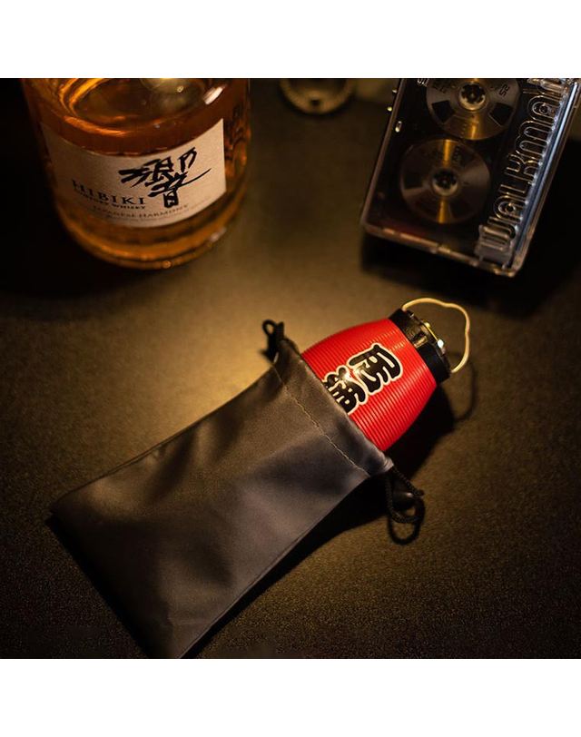 캠핑덕 [캠핑덕] 캠핑 골제로 랜턴 쉐이드 커버 이자카야 일본 알리마 블랙독 착용컷
