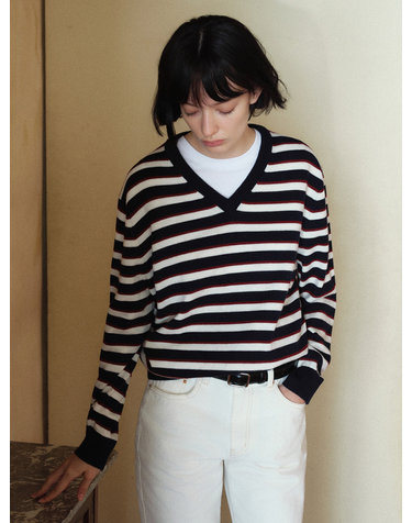 SIKN2174 멀티 스트라이프 브이넥 니트_Navy