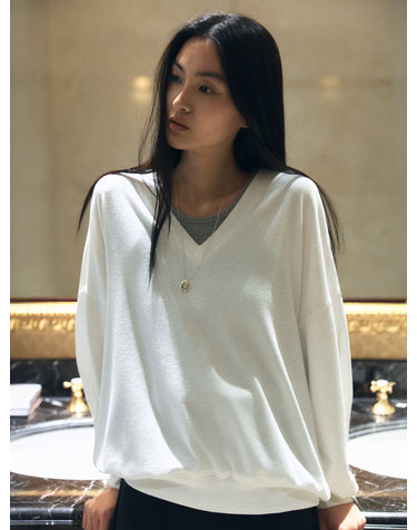 SITP5274 브이넥 가오리 컴포트 티셔츠_Ivory