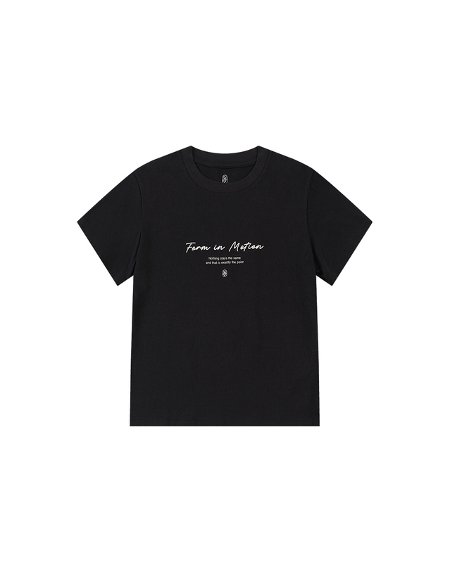시야쥬 SITP5266 미니멀 폰트 반팔 티셔츠_Black 블랙 착용컷