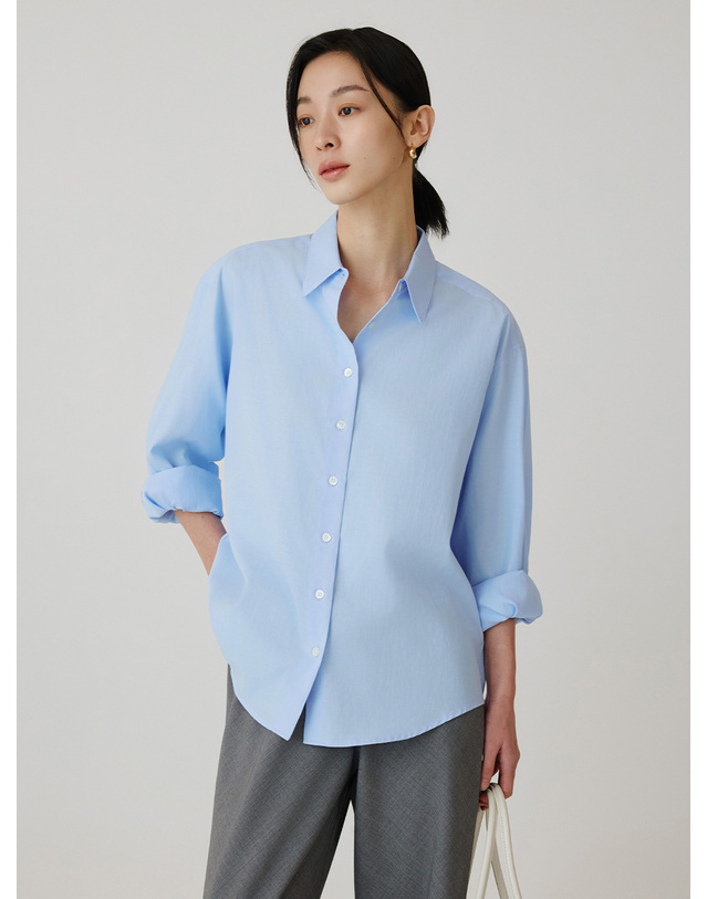 시야쥬 SITP5258 루즈 핏 리에르 셔츠_Sky blue 블루 착용컷