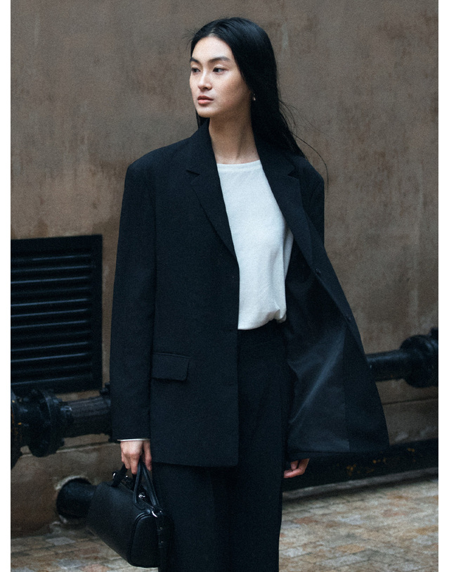 시야쥬 SIOT4194 타임리스 포멀 블레이저_Black 블랙 착용컷