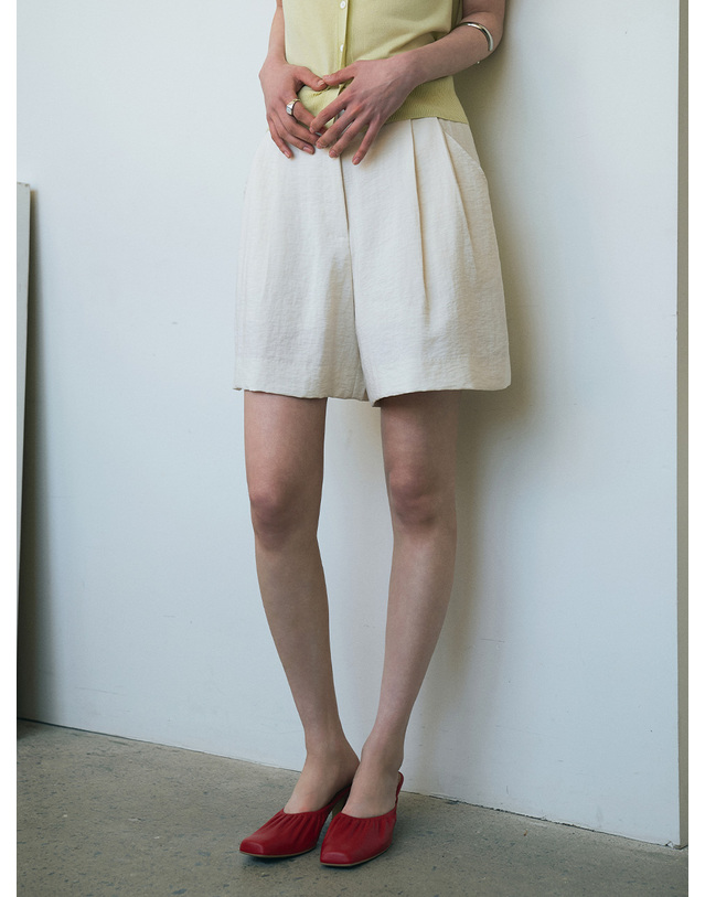 시야쥬 SIPT7195 라운지 소프트 쇼츠_Light beige 베이지 착용컷