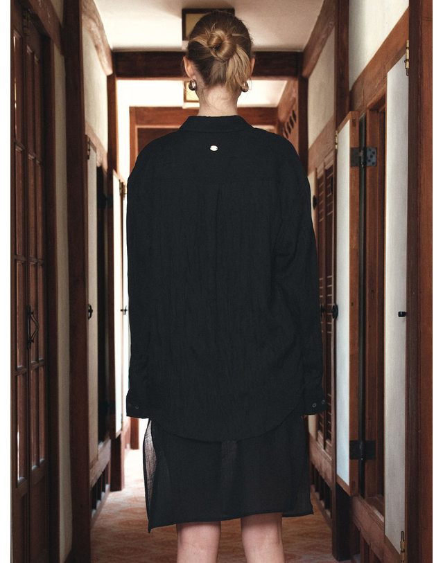 시야쥬 SITP5291 슬로우 링클 셔츠_Black 블랙 착용컷