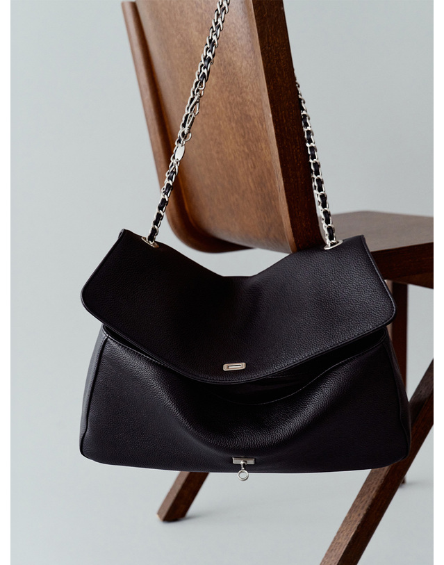 시야쥬 SIAC3145 Atelier Chain Strap_Black 블랙 착용컷