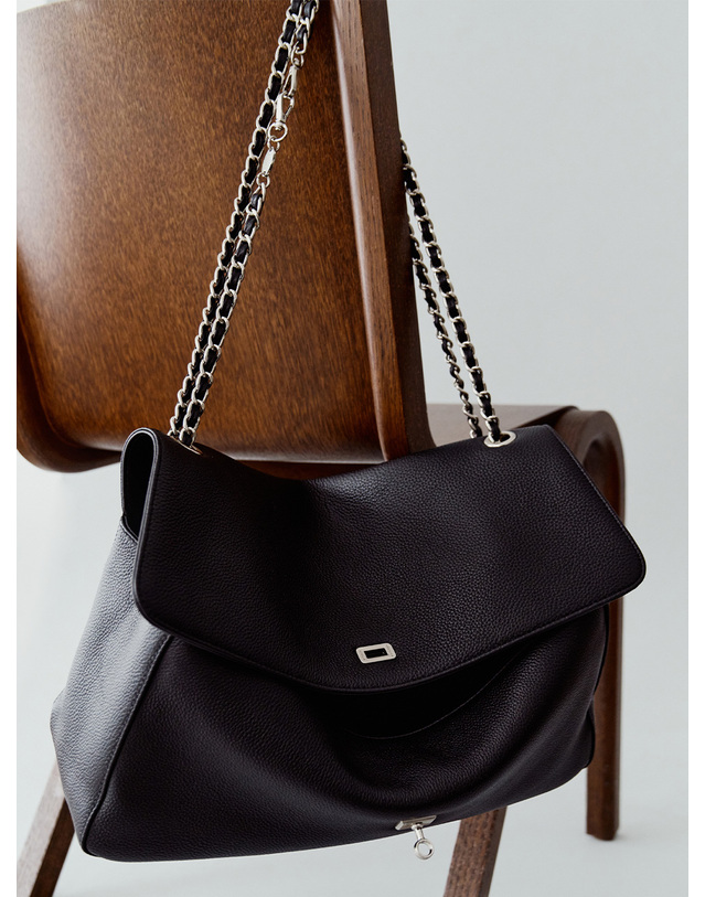 시야쥬 SIAC3145 Atelier Chain Strap_Black 블랙 착용컷