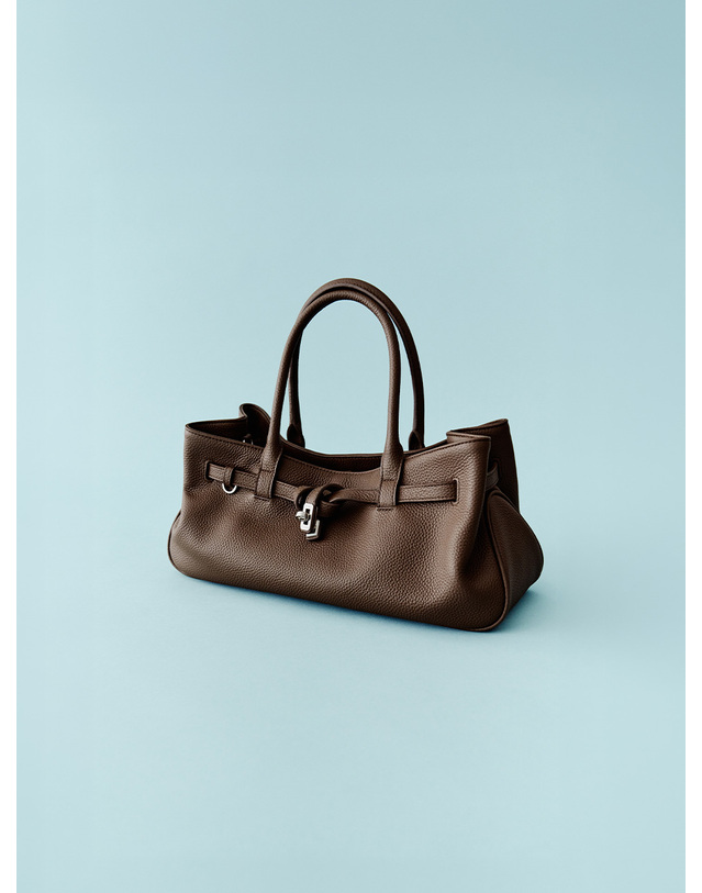 시야쥬 SIAC3142 Velu Bag_Brown 브라운 착용컷