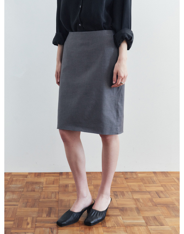 시야쥬 SIST9075 심플 미디 스커트_Melange gray 그레이 착용컷