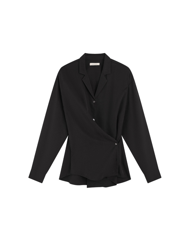 시야쥬 SITP5306 소프트 오픈 카라 랩 셔츠_Black 블랙 착용컷