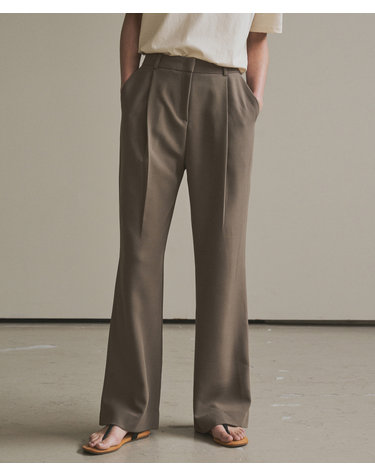 SIPT7108 원턱 루즈핏 부츠컷 슬랙스_Mocha brown