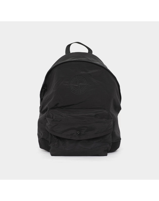 스톤아일랜드 스톤아일랜드키즈 원형 자수로고 나일론 메탈 남아 백팩 K2S169200002 S0064 V0029 착용컷