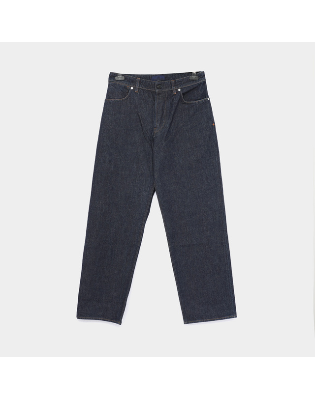 스톤아일랜드 스톤아일랜드 와펜로고 스트레이트 레그 데님 남성 팬츠 K2S15J100006 S00J7 VJ201 착용컷