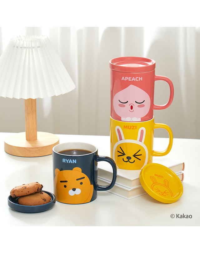 카카오프렌즈 카카오프렌즈 뉴시그니쳐 뚜껑머그 착용컷